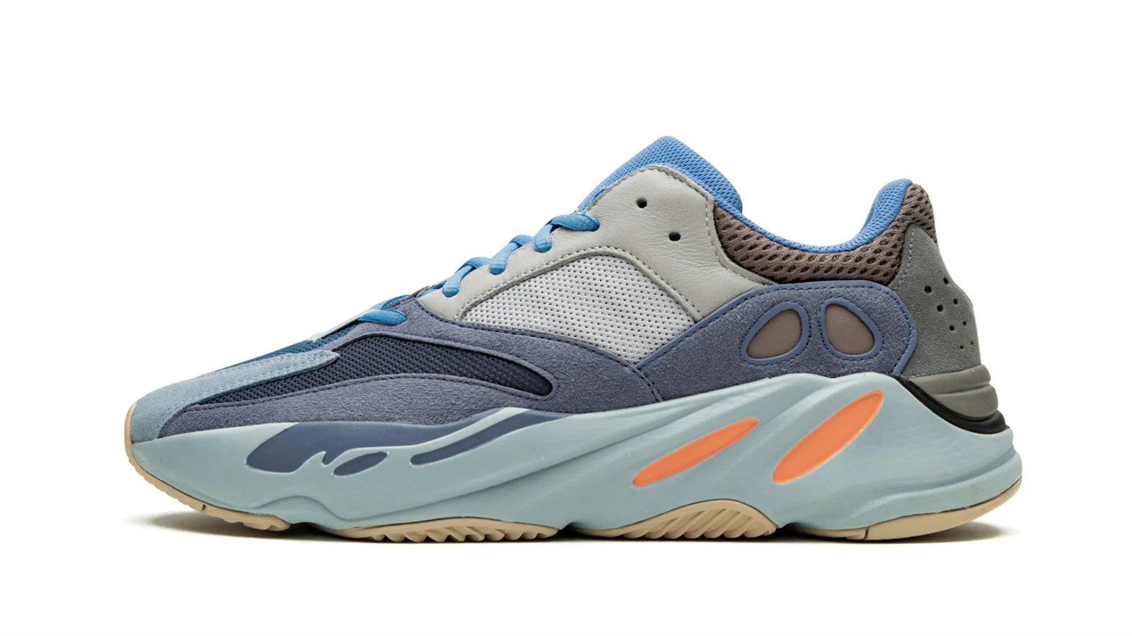 YEEZY BOOST 700 